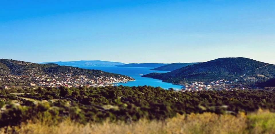 Villa Supuk Vinišće Esterno foto